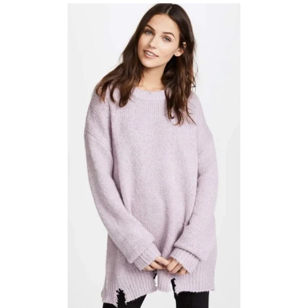 Moon River oversized distressed lavender sweater size Medium